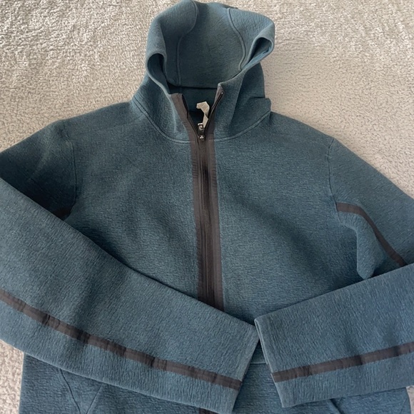 LULULEMON Full Zip Performance Jacket Stretchy Active Hoodie Men’s Large - Picture 4 of 9